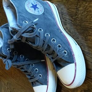 Converse wedge size 7